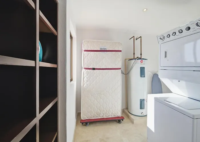 Apartment Luxury One Bedroom Ocean View - Casa Del Mar *