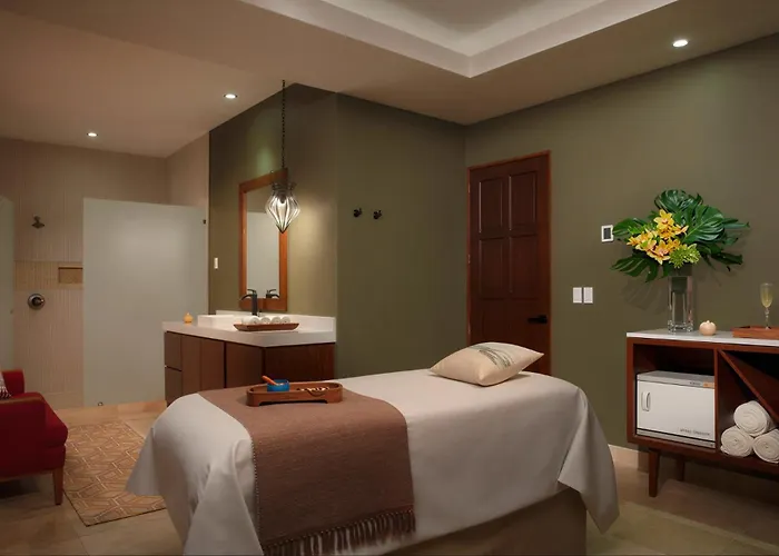 Luxe One Bedroom Ocean View - Casa Del Mar *